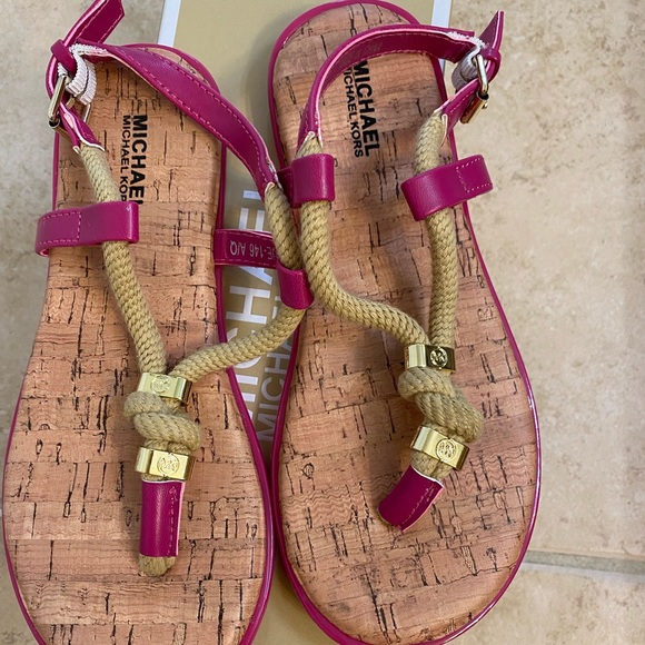 Michael Kors Kid Jelly Janet - Picture 1 of 5